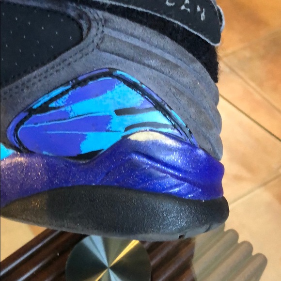 Jordan 8 - Picture 3 of 6